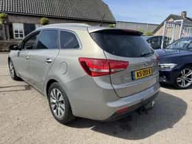 Kia Cee'd (2016) thumbnail 5