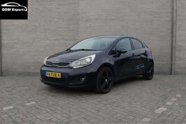 Kia Rio (2012) thumbnail 1