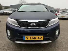 Kia Sorento (2014) thumbnail 2