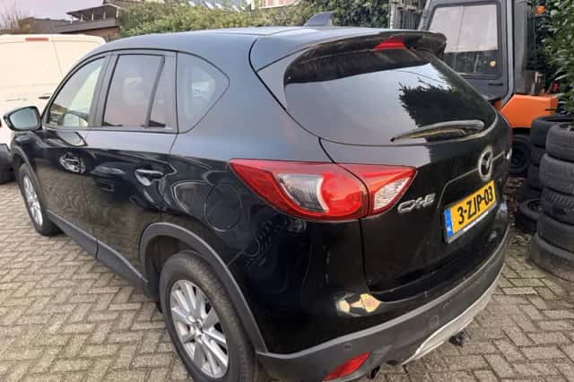 Mazda CX-5 (2015) thumbnail 4