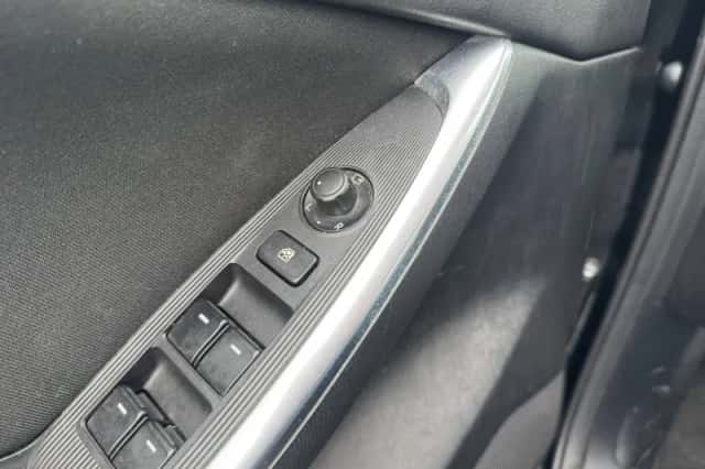 Mazda CX-5 (2013) thumbnail 5