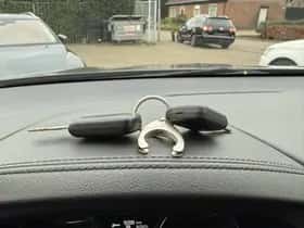 Mitsubishi Outlander (2017) thumbnail 25
