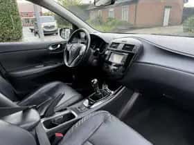 Nissan Pulsar (2015) thumbnail 8