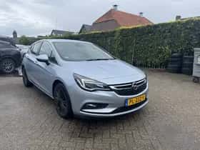 Opel Astra (2017) thumbnail 3