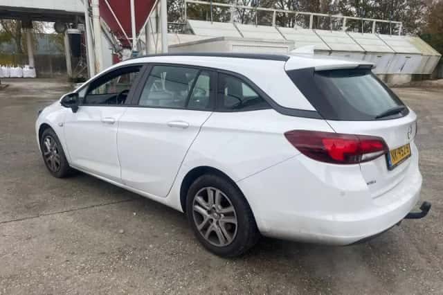 Opel Astra (2017) thumbnail 5