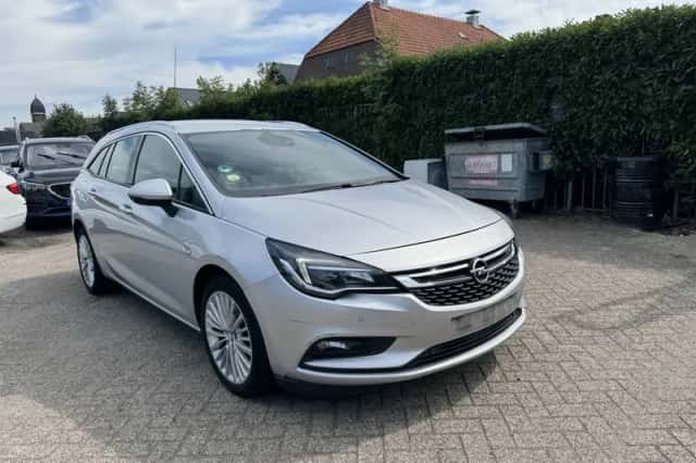 Opel Astra (2016) thumbnail 5