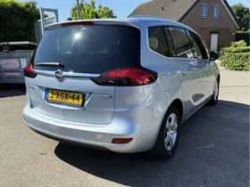 Opel Zafira (2014) thumbnail 6