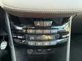 Peugeot 2008 (2013) thumbnail 18