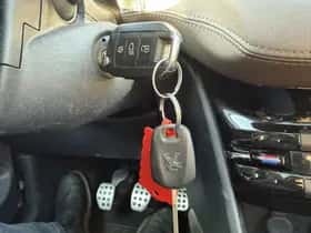 Peugeot 2008 (2013) thumbnail 20