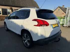 Peugeot 2008 (2013) thumbnail 5
