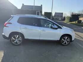 Peugeot 2008 (2013) thumbnail 8