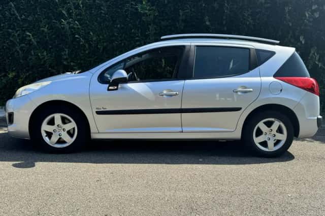 Peugeot 207 (2009) thumbnail 4