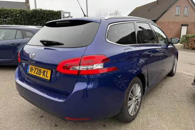 Peugeot 308 (2020) thumbnail 6