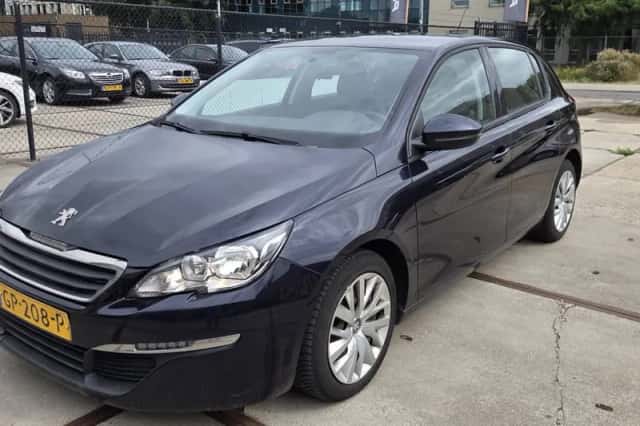 Peugeot 308 (2015) thumbnail 4