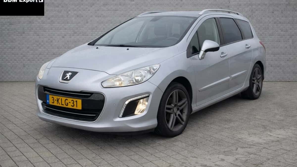 Peugeot 308 (2013) — foto 1