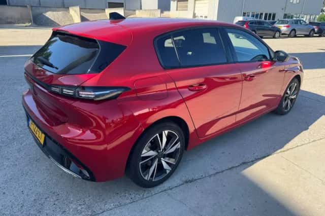 Peugeot 308 (2022) thumbnail 2