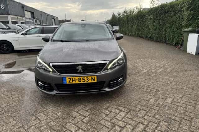 Peugeot 308 (2019) thumbnail 2