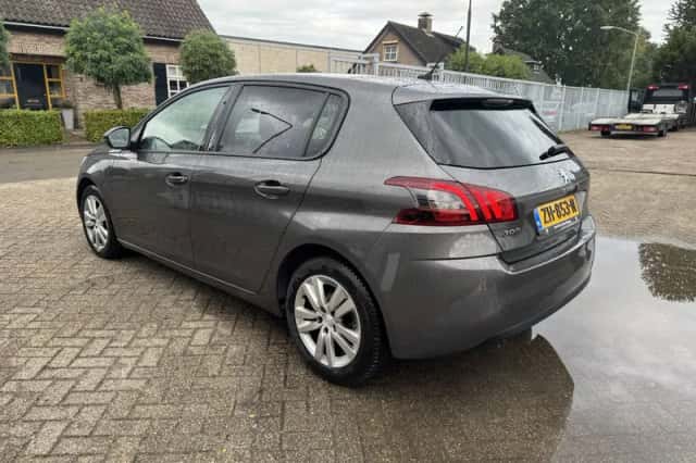 Peugeot 308 (2019) thumbnail 5