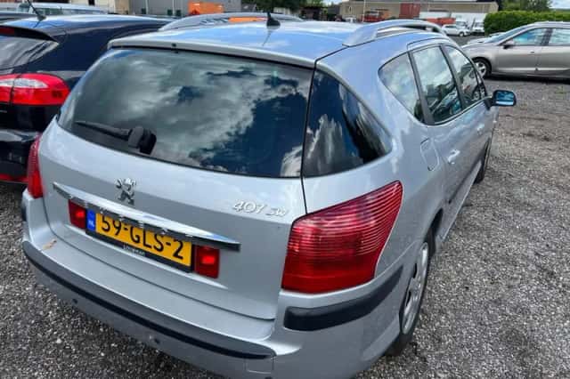 Peugeot 407 (2008) thumbnail 5