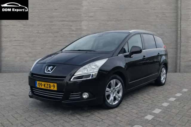Peugeot 5008 (2010) thumbnail 1