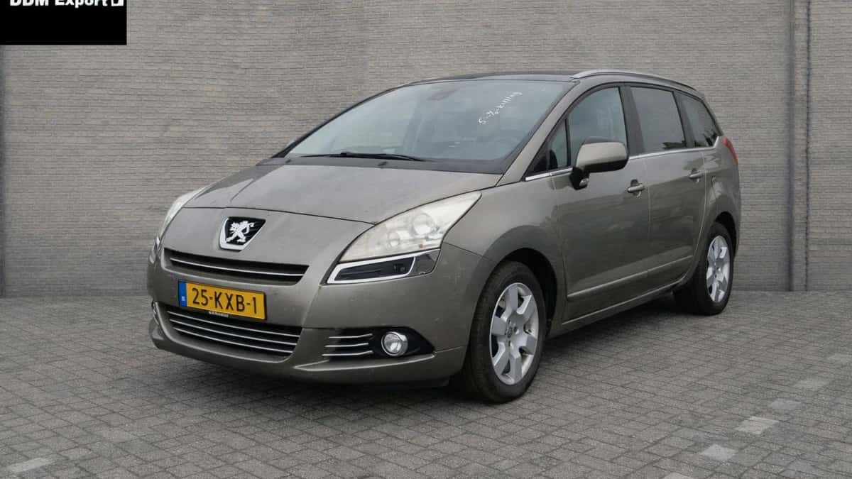 Peugeot 5008 (2010) — foto 1