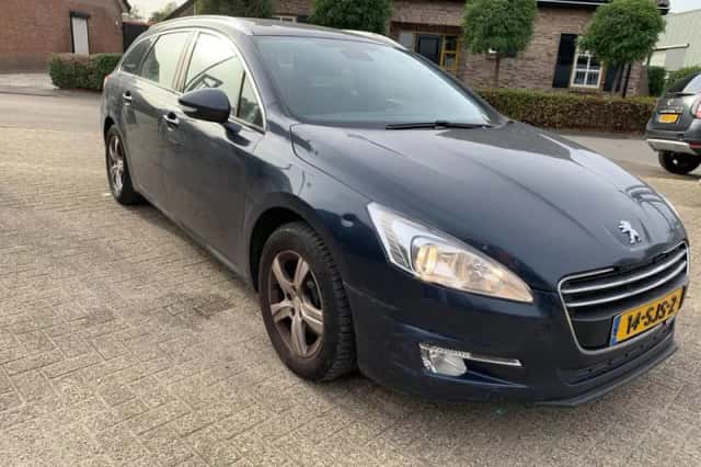 Peugeot 508 (2011) thumbnail 3