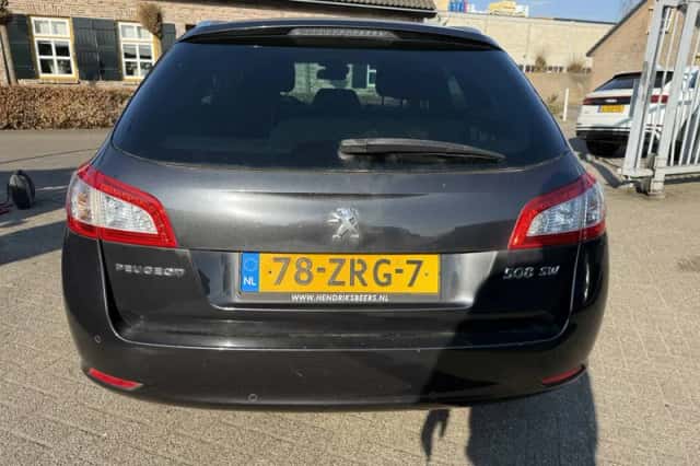 Peugeot 508 (2013) thumbnail 6