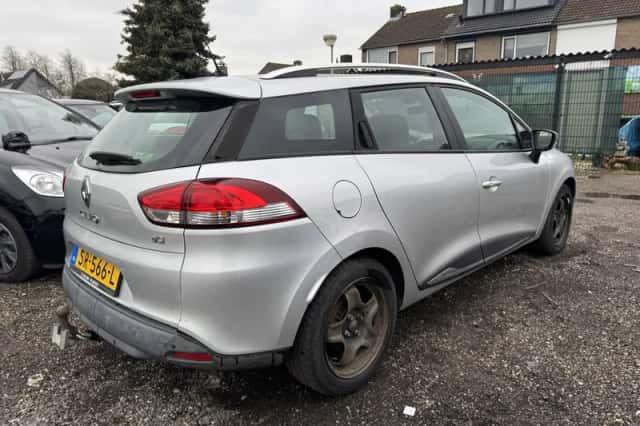 Renault Clio (2013) thumbnail 5