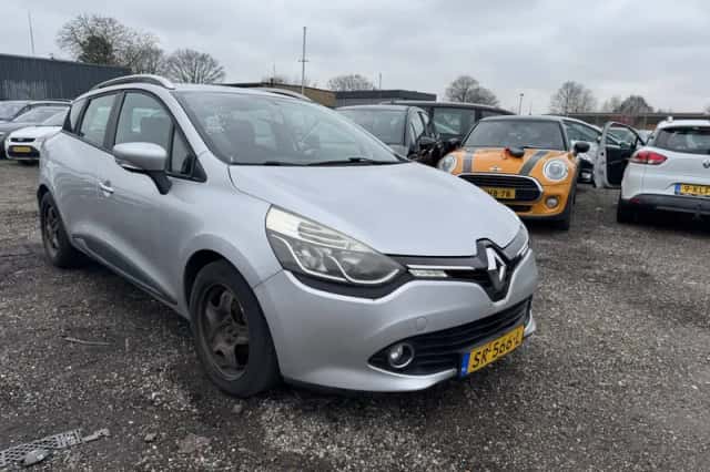 Renault Clio (2013) thumbnail 6