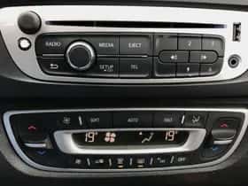 Renault Grand Scénic (2013) thumbnail 16