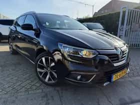 Renault Mégane (2018) thumbnail 2