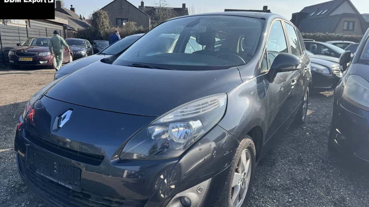 Renault Scénic (2012) — foto 1