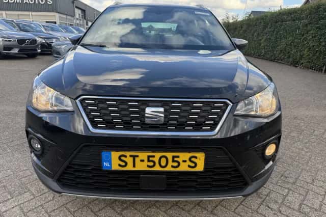 SEAT Arona (2018) thumbnail 5