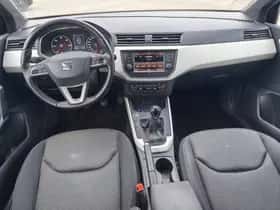 SEAT Arona (2018) thumbnail 9