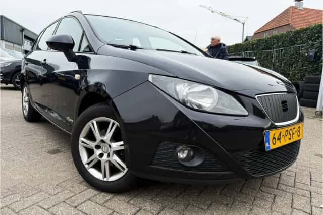 SEAT Ibiza (2011) thumbnail 2
