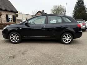 SEAT Ibiza (2011) thumbnail 3