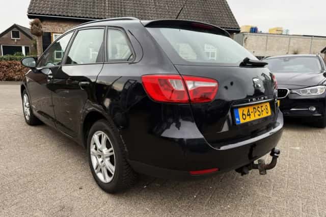 SEAT Ibiza (2011) thumbnail 5