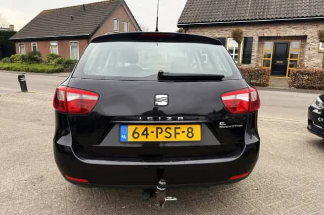 SEAT Ibiza (2011) thumbnail 6