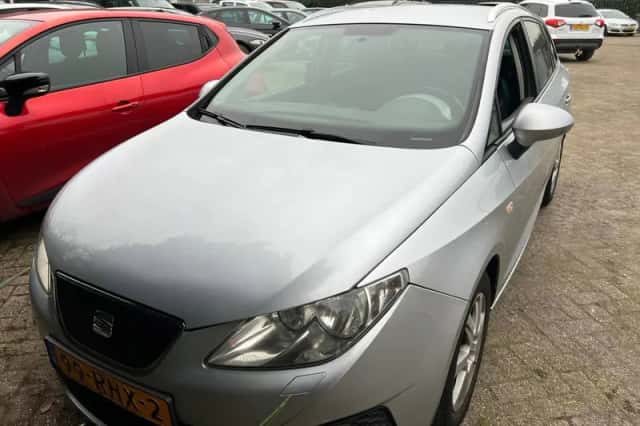SEAT Ibiza (2011) thumbnail 6