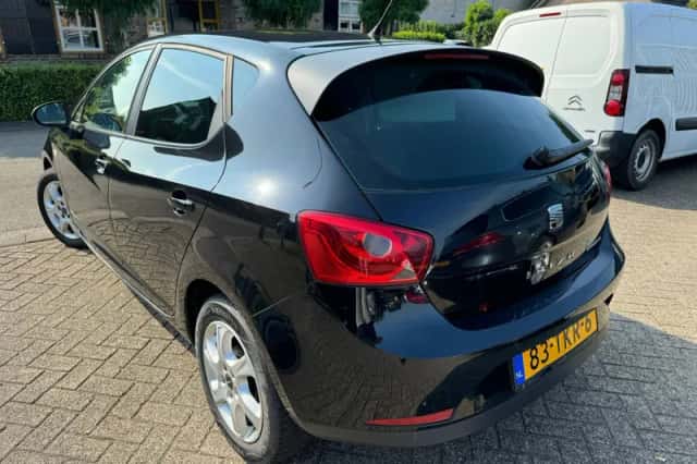 SEAT Ibiza (2012) thumbnail 3