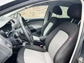 SEAT Ibiza (2012) thumbnail 5