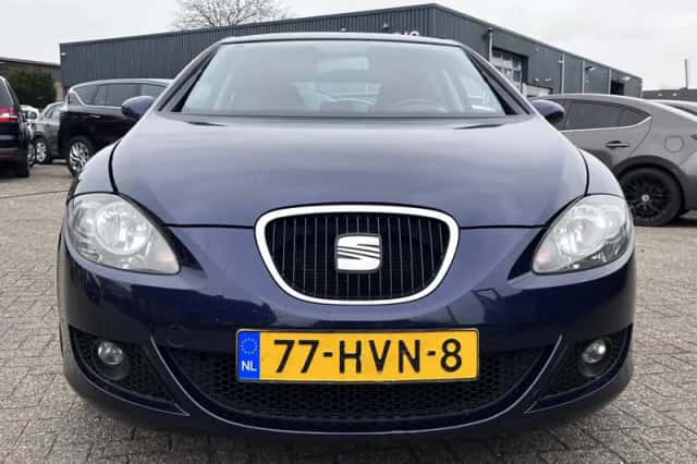 SEAT Leon (2009) thumbnail 3