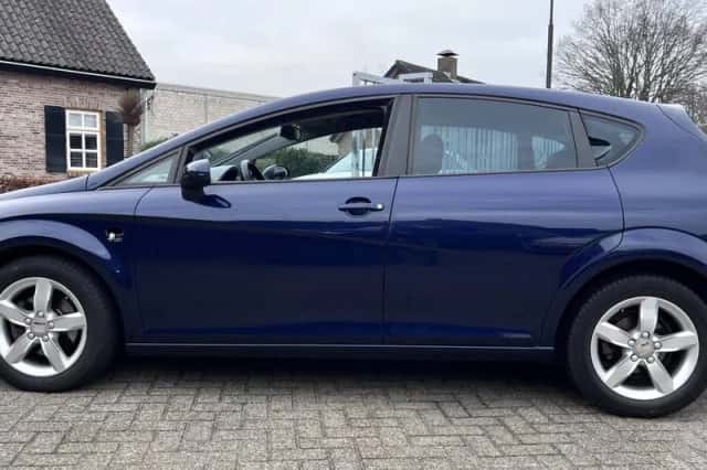 SEAT Leon (2009) thumbnail 4