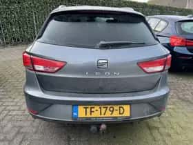 SEAT Leon (2018) thumbnail 3