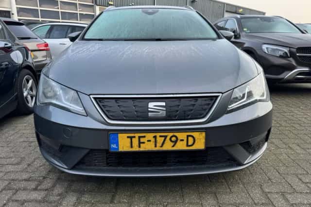 SEAT Leon (2018) thumbnail 6