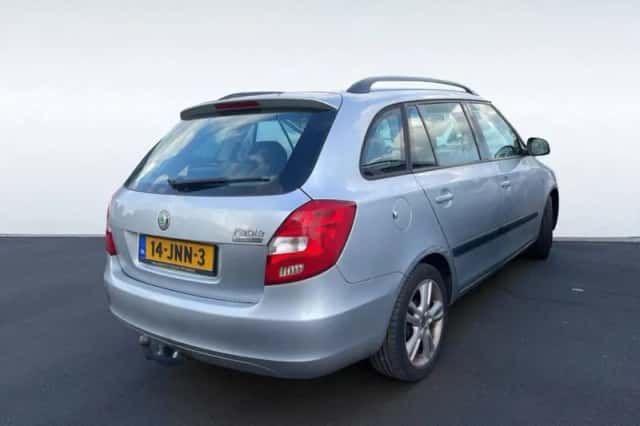 Škoda Fabia (2009) thumbnail 2