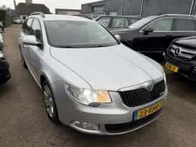 Škoda Superb (2011) thumbnail 13