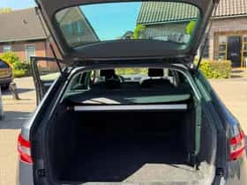 Škoda Superb (2015) thumbnail 9