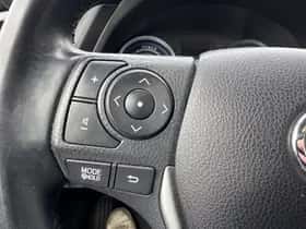 Toyota Auris thumbnail 13