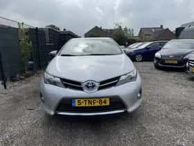 Toyota Auris thumbnail 3